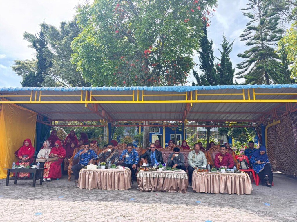 Peresmian Laboratorium Komputer Baru